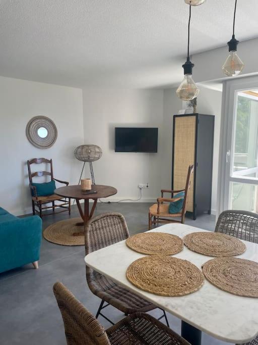 "Lou Mes" Les Baux Balcon 아파트 외부 사진